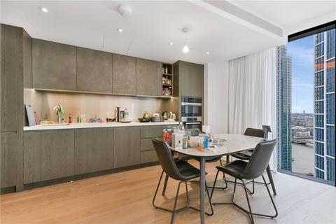 3 bedroom apartment to rent, Carnation Way, London, SW8