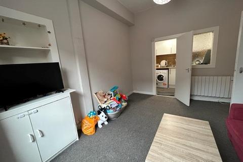 1 bedroom flat to rent, Smithfield Street, Gorgie, Edinburgh, EH11