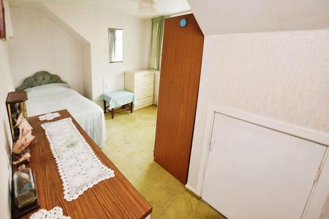 16 Elmstead Close, Corringham, Stanford-le-hope, SS17 9EL