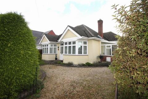 2 bedroom detached bungalow for sale, Bosley Way, Christchurch BH23