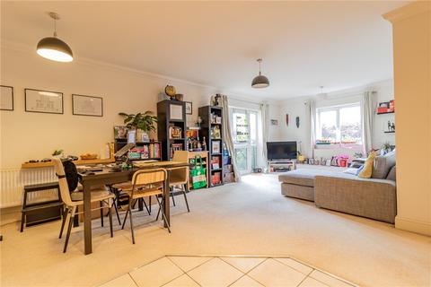2 bedroom apartment for sale - Boulters Court, Maidenhead, Berkshire