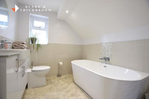 8 Collindale Gardens, Clacton-on-sea, CO15 5BH