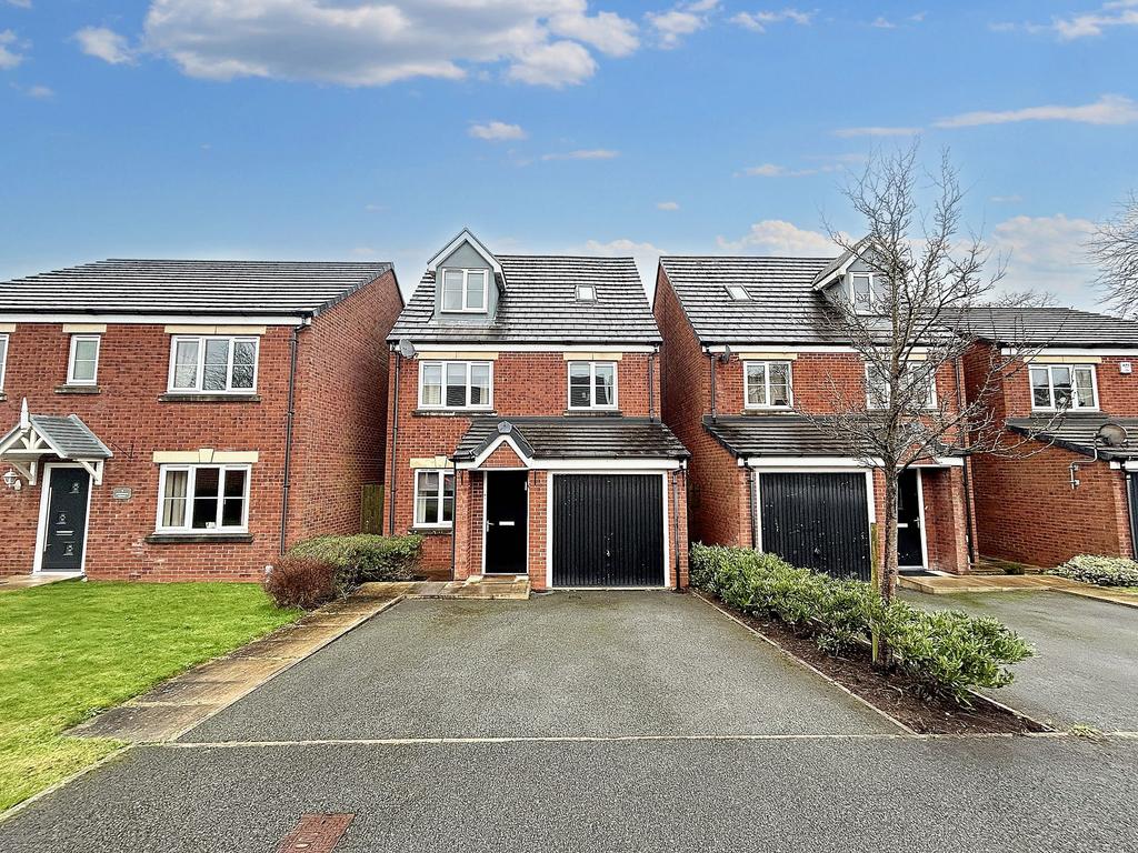 Burscough, Ormskirk L40 4 bed detached house to rent £1,200 pcm (£277 pw)