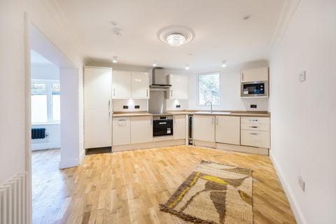 4 bedroom semi-detached house for sale, Brabourn Grove, Nunhead