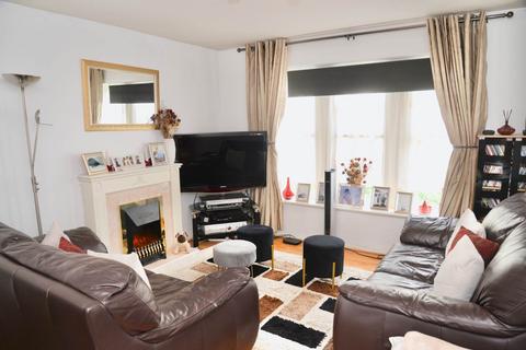 2 bedroom apartment for sale, Princess Alice Way, Thamesmead West, SE28 0HQ