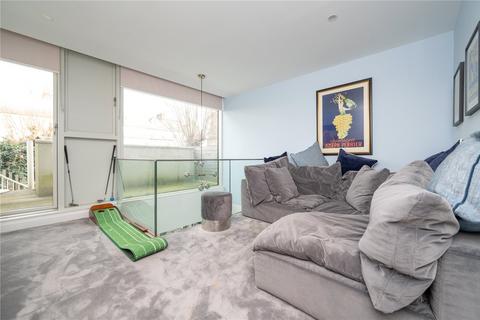 52 Gabriel Square, St Albans, AL1 3AS