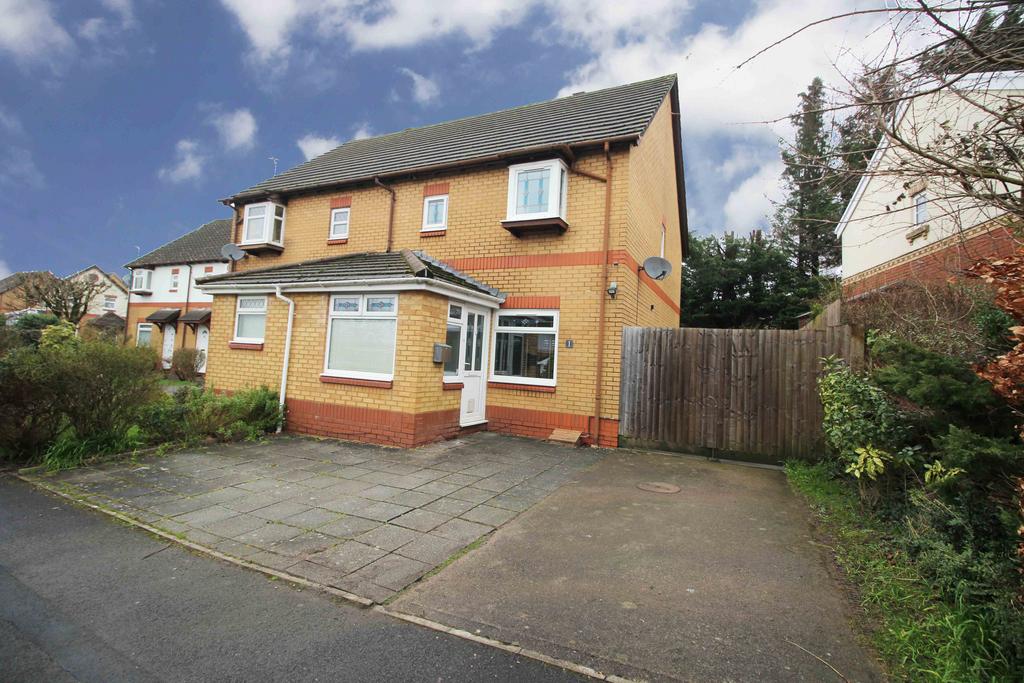 Cwrt Y Garth, Manor Chase, Beddau CF38 2JH 3 bed semidetached house to