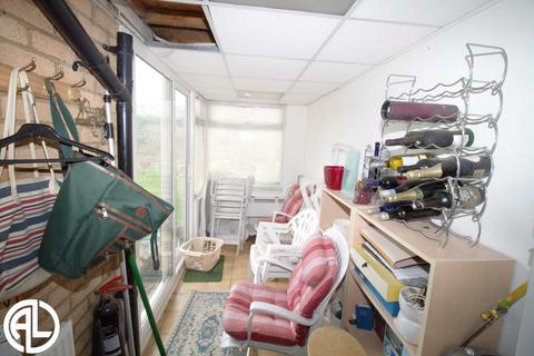 2a Castles Close, Stotfold, Hitchin, SG5 4BY