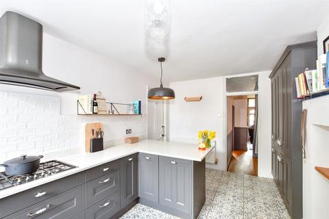3 bedroom terraced house for sale, London Road, Pulborough, West Sussex