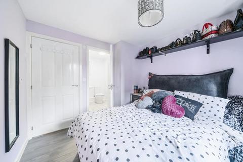 2 bedroom flat for sale, Newbury,  Berkshire,  RG14