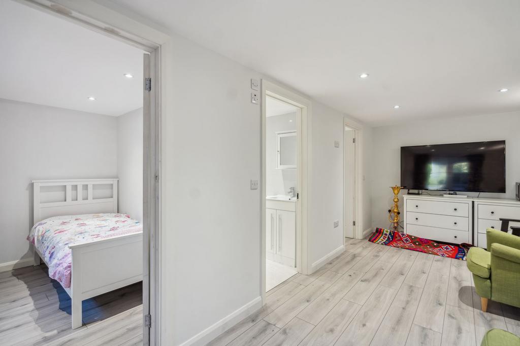 Second Annexe with Two Bedrooms and Bathroom