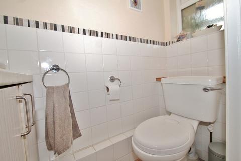 7 Fieldmere Close, Witney, OX28 5DA