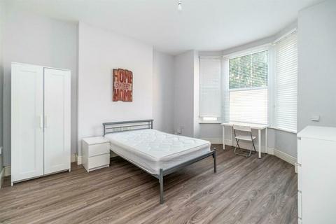 4 bedroom apartment to rent, Charrington Street, Camden, London, NW1