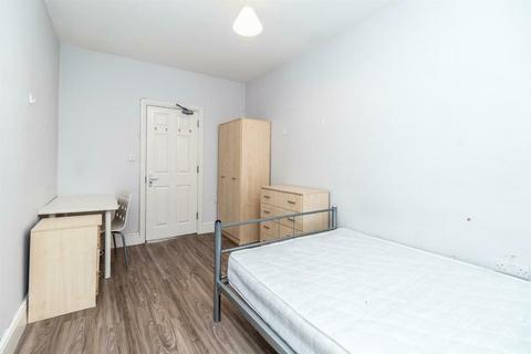 4 bedroom apartment to rent, Charrington Street, Camden, London, NW1