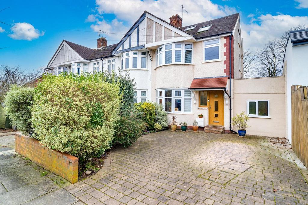 Weirdale Avenue, London, N20 4 bed semidetached house for sale £735,000