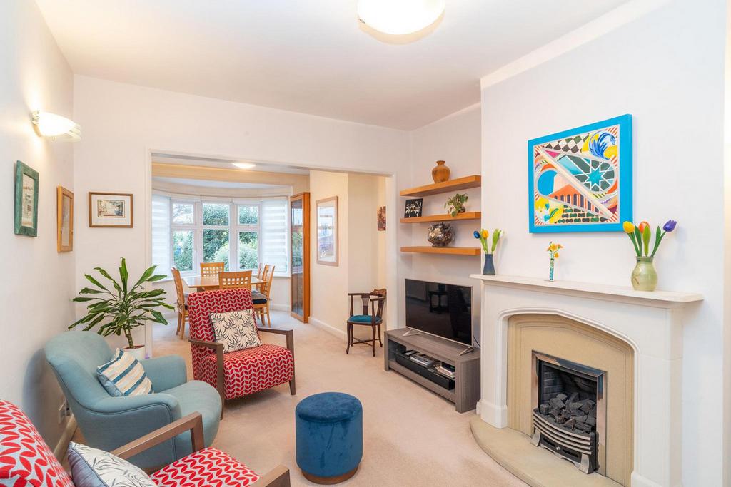 Weirdale Avenue, London, N20 4 bed semidetached house for sale £735,000