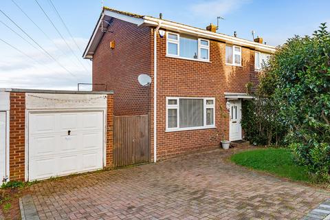 3 bedroom end of terrace house for sale, Swallow Road, Larkfield, ME20