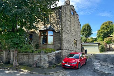 4 bedroom end of terrace house for sale, Bankside Lane, Bacup, Rossendale, OL13