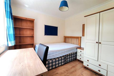 undefined, Cabell Road, Guildford, Surrey, GU2