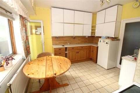 3 bedroom bungalow to rent, St. Johns Avenue, Brentwood CM14