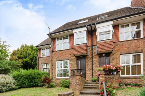 49 Windmill Rise, Kingston Upon Thames, KT2 7TU