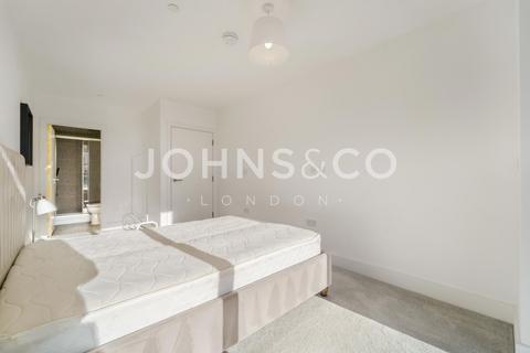 2 bedroom apartment to rent, London Square, Staines Upon Thames, TW18