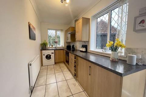 3 bedroom semi-detached house for sale, STANHOPE PLACE, CLEETHORPES