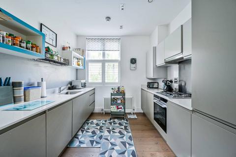 2 bedroom flat for sale, Wellesley Road, Woolwich Common, London, SE18