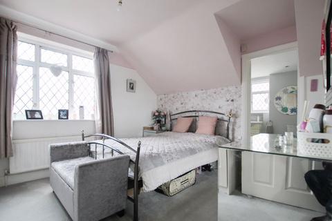 56 Bladindon Drive, Bexley, DA5 3BN