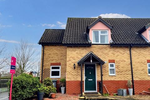 2 bedroom semi-detached house for sale - Field View, Thurston