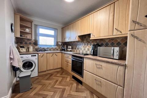 2 bedroom semi-detached house for sale, Field View, Thurston