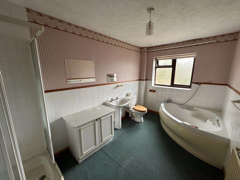 Family bathroom