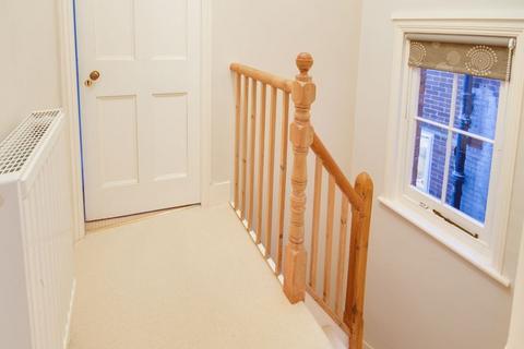 60 Roper Road, Canterbury, CT2 7EQ
