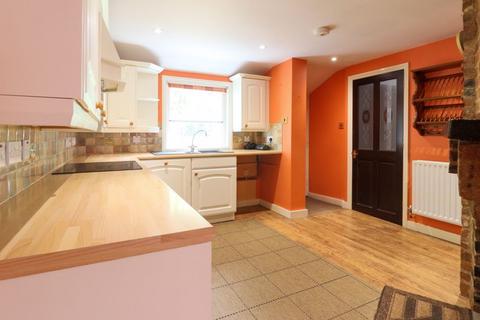 3 bedroom semi-detached house for sale, Bolts Hill, Canterbury CT4