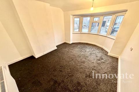 3 bedroom semi-detached house to rent, Regent Avenue, Oldbury B69