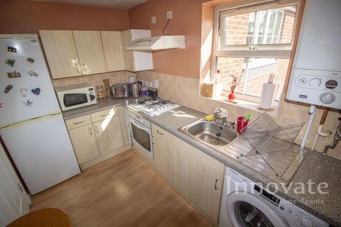 2 bedroom apartment for sale - Groveland Road, Tipton DY4