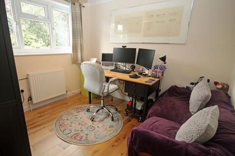 21 Avon Meade, Fordingbridge, SP6 1QR