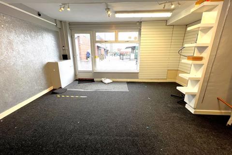 Retail property (high street) to rent, Union Street, Wednesbury WS10