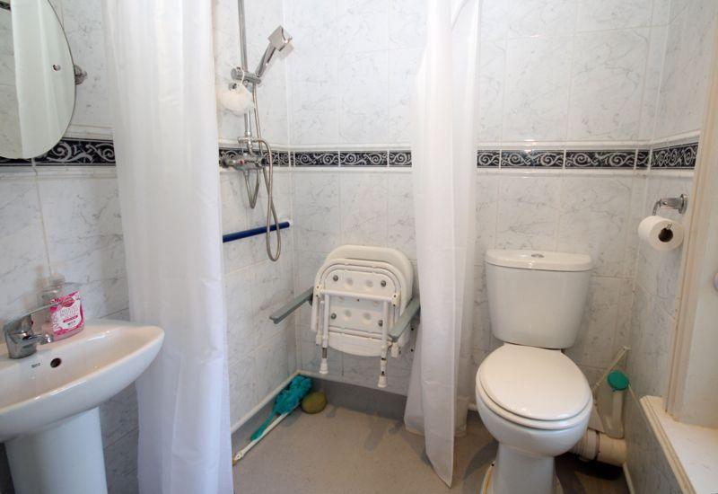 En-suite shower room
