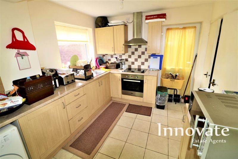 Badsey Road, Oldbury B69 3 bed semidetached house for sale £185,000
