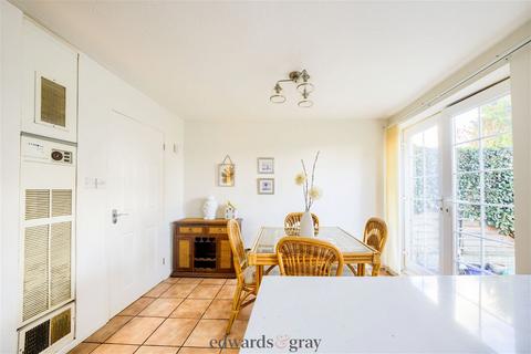 25 Newby Grove, Birmingham, B37 6QR