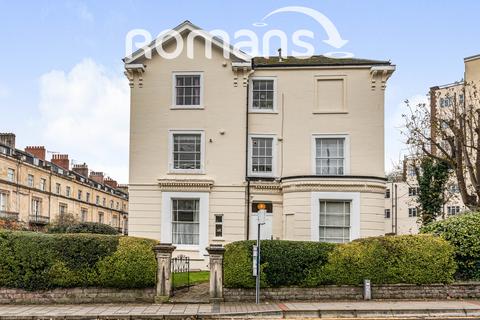 1 bedroom apartment to rent, Westbourne Place, Clifton