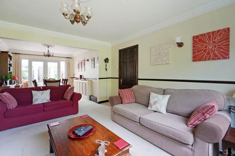 70 Old Hay Close, Sheffield, S17 3GQ