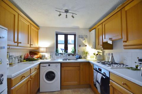 19 Hazelton Close, Thame, OX9 2EB