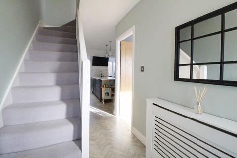 18 Varney Close, Cheshunt, Waltham Cross, EN7 6LU