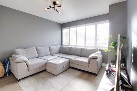 18 Varney Close, Cheshunt, Waltham Cross, EN7 6LU