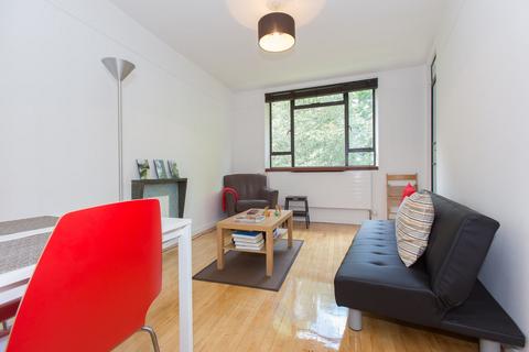 1 bedroom flat to rent, Spa Green Estate, EC1R