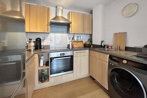 1 bedroom flat for sale, Mill Street, Slough, SL2
