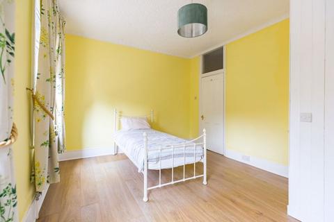 61 Trehurst Street, London, E5 0EB