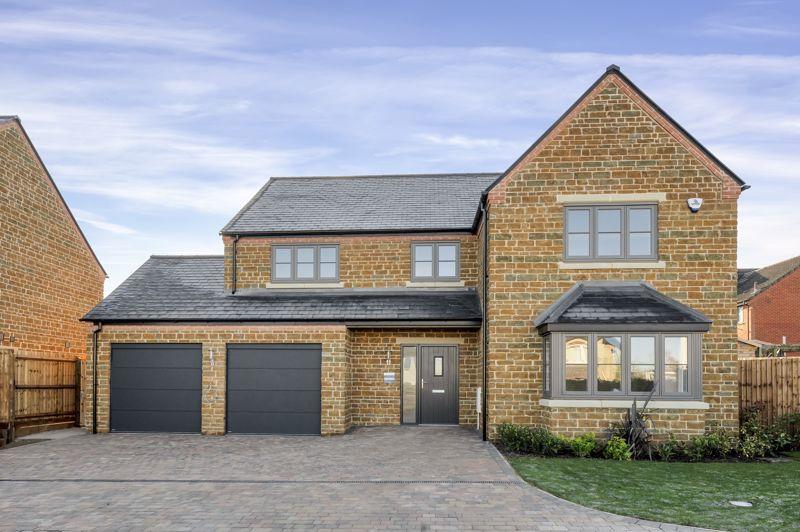 Chestnut Edge, Stoke Albany 4 bed detached house for sale £750,000